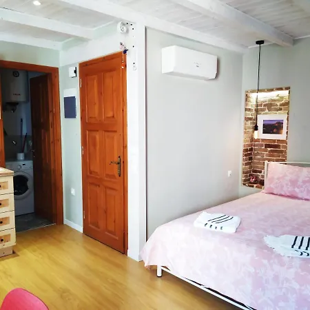 Apartament Suitedreams,next To St.spiridon Church *