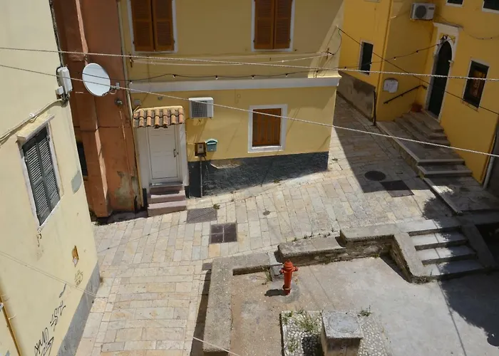 Suitedreams,next To St.spiridon Church Apartamento